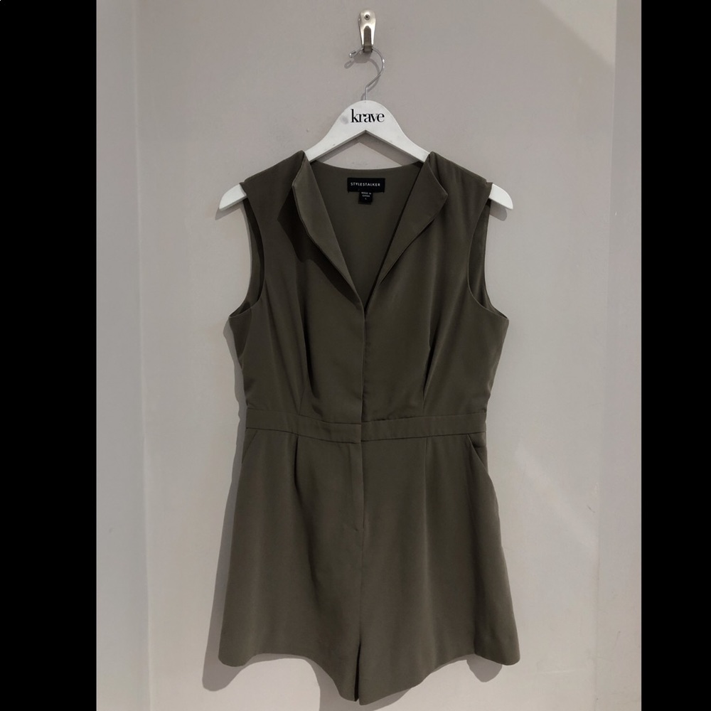 NWT Stylestalker army romper
